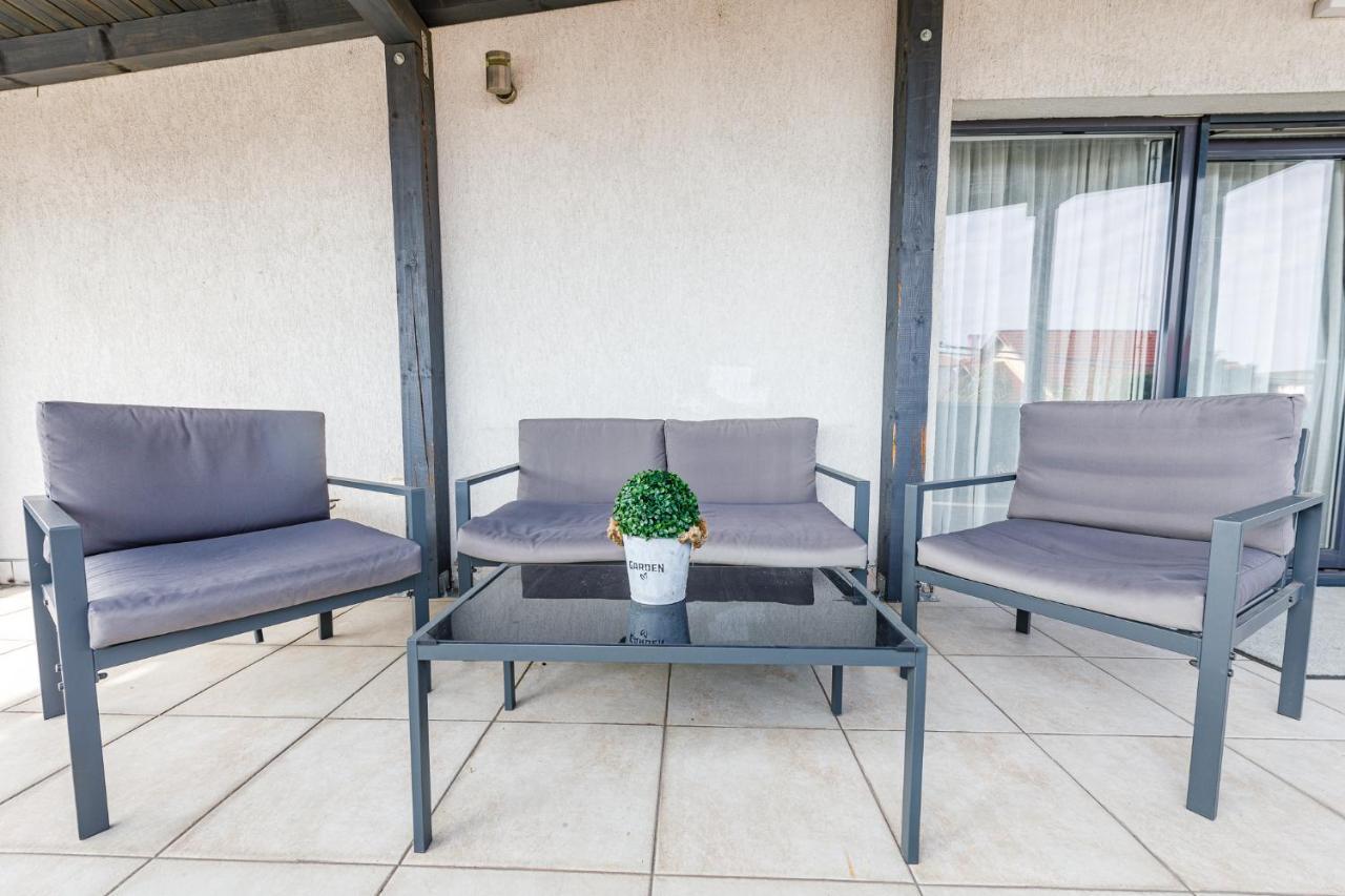 Apartament De Lux Cu Terasa Timişoara Exterior foto
